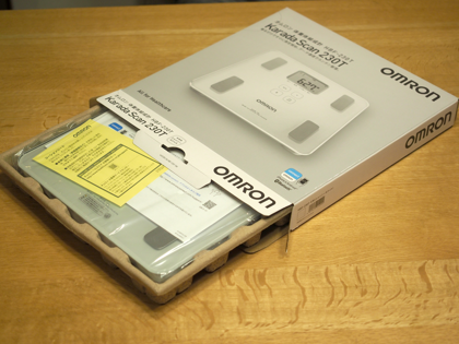 オムロン 体重体組成計 HBF-230T / OMRON Karada Scan 230T のレビュー:画像2
