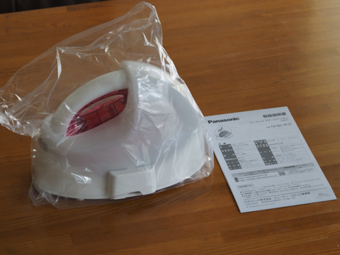 Panasonic コードレススチームアイロン ピンク NI-WL402-P のレビュー:画像2