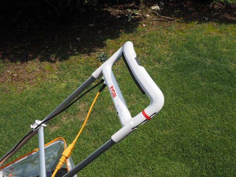 RYOBI 電子芝刈り機 LM-2810 のレビュー:画像11