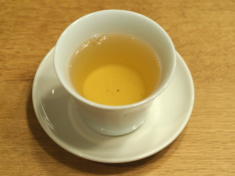 紅茶専門店 京都セレクトショップ 皇帝の春摘みダージリン (リシーハット茶園 DJ-14 SFTGFOP1) のレビュー:画像4