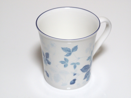 WEDGWOOD ストロベリー ブルー マグ のレビュー:画像9