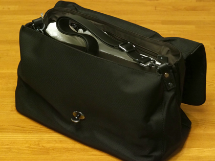 Zanellato メッセンジャーバッグ　POSTINA L LINEA ARMATURA COL.NERO のレビュー:画像9