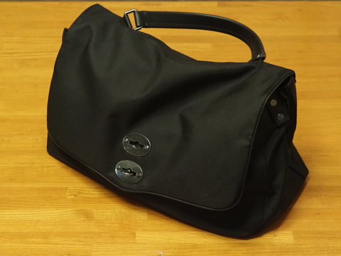 Zanellato メッセンジャーバッグ　POSTINA L LINEA ARMATURA COL.NERO のレビュー:画像2