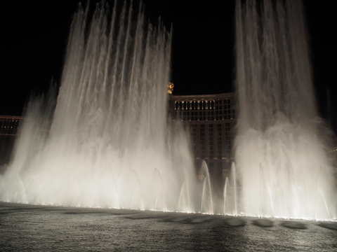 ベラージオ (Bellagio Las Vegas) の噴水アトラクションの体験記と写真:画像11