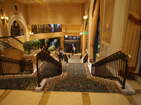 パリス ラスベガス(Paris Las Vegas) エッフェル塔レプリカの体験記と写真:画像1