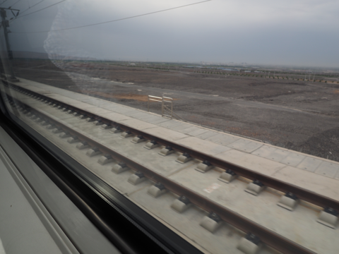 中国鉄路高速(CRH) 蘭新線第二複線 トルファン～柳園 の体験記と写真:画像30