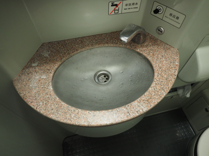 中国鉄路高速(CRH) 蘭新線第二複線 トルファン～柳園 の体験記と写真:画像35