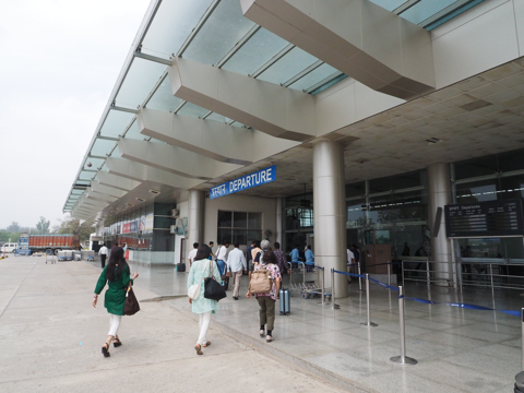 ワーラーナシー (インド)からアグラ (インド)への飛行機便 - エア・インディア A319:画像5