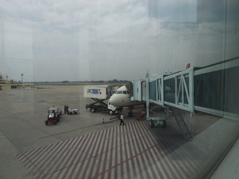 ワーラーナシー (インド)からアグラ (インド)への飛行機便 - エア・インディア A319:画像18