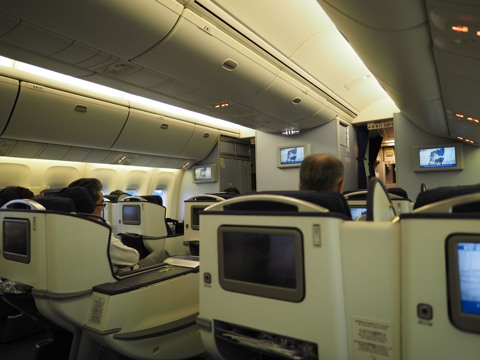 成田 (東京)から成都 (中国)への飛行機便 - 全日空 B767-300:画像45