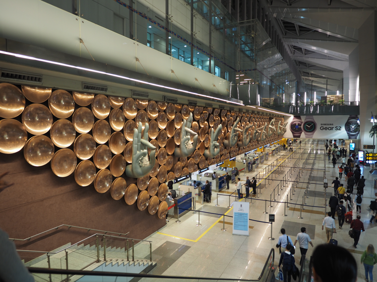 成田 (東京)からデリー (インド)への飛行機便 - 全日空 B767-300:画像86