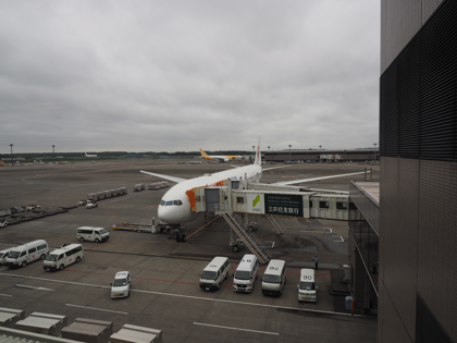 成田 (東京)から上海 (中国)への飛行機便 - 中国東方航空 B777-300ER:画像17