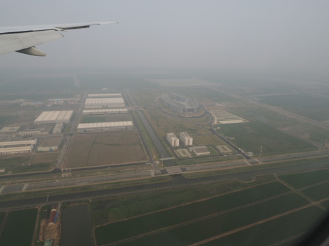 成田 (東京)から上海 (中国)への飛行機便 - 中国東方航空 B777-300ER:画像38