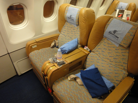 成田(東京)からカイロへの飛行機便 - エジプト航空 A340-200:画像38