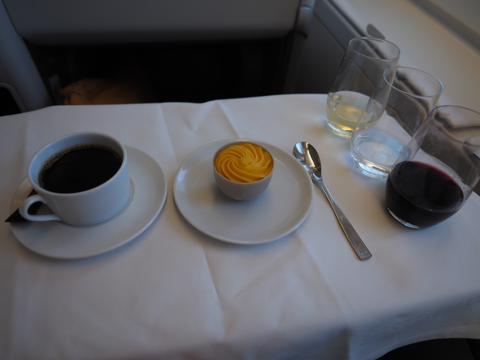 成田 (東京)からパリ (フランス)への飛行機便 - Air France(エールフランス) Airbus A380:画像36
