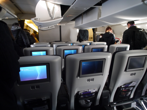 成田 (東京)からロンドン (イギリス)への飛行機便 - ブリティッシュ・エアウェイズ B777-300:画像30