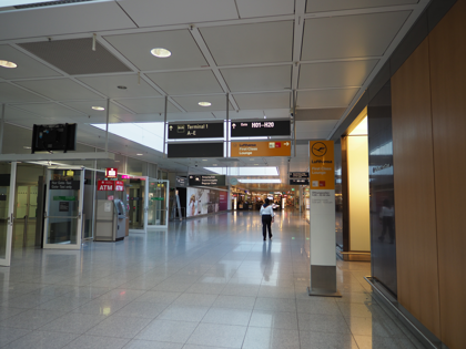 ミュンヘン (ドイツ) から 羽田 (東京)への飛行機便 - ルフトハンザ航空 Aurbus A340-600 (フライトレポート・飛行時間):画像20