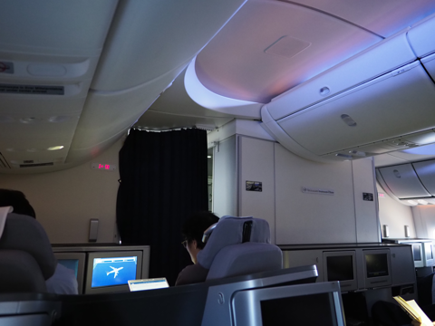 羽田 (東京)からフランクフルト (ドイツ)への飛行機便 - ルフトハンザ航空 B747-8:画像66
