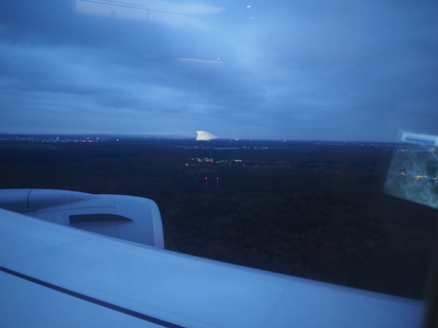 羽田 (東京)からフランクフルト (ドイツ)への飛行機便 - ルフトハンザ航空 B747-8:画像71