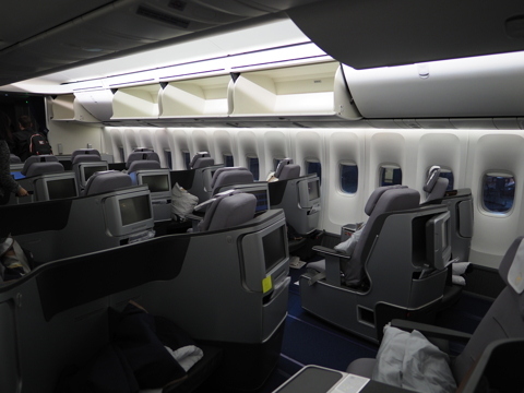 羽田 (東京)からフランクフルト (ドイツ)への飛行機便 - ルフトハンザ航空 B747-8:画像75