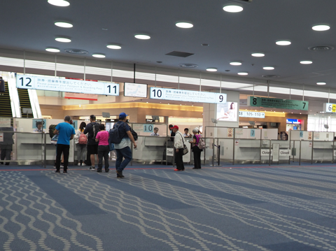 羽田 (東京)から上海 虹橋 (中国)への飛行機便 - 上海航空 A330:画像7