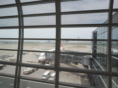 羽田 (東京)から上海 虹橋 (中国)への飛行機便 - 上海航空 A330:画像12