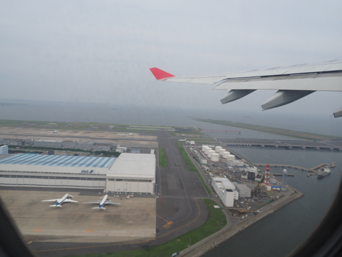 羽田 (東京)から上海 虹橋 (中国)への飛行機便 - 上海航空 A330:画像21