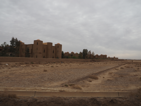 KSAR OULED MOUSSA 周辺のカナートの体験記と写真:画像1