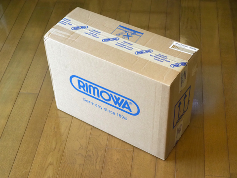 リモワ トパーズ キャビン マルチホイール (RIMOWA TOPAS CABIN MULTIWHEEL) のレビュー:画像1