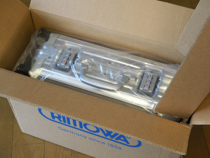 リモワ トパーズ キャビン マルチホイール (RIMOWA TOPAS CABIN MULTIWHEEL) のレビュー:画像3
