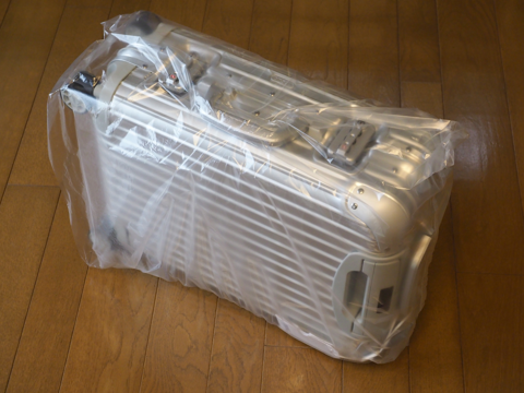 リモワ トパーズ キャビン マルチホイール (RIMOWA TOPAS CABIN MULTIWHEEL) のレビュー:画像4