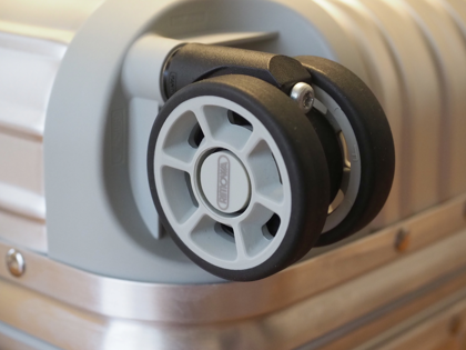 リモワ トパーズ キャビン マルチホイール (RIMOWA TOPAS CABIN MULTIWHEEL) のレビュー:画像15