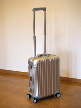 リモワ トパーズ キャビン マルチホイール (RIMOWA TOPAS CABIN MULTIWHEEL) のレビュー:画像7