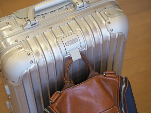 リモワ トパーズ キャビン マルチホイール (RIMOWA TOPAS CABIN MULTIWHEEL) のレビュー:画像18