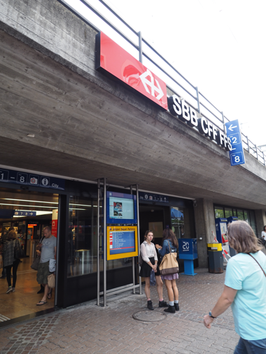コルナヴァン駅 (スイス ジュネーブ) の体験記と写真:画像4