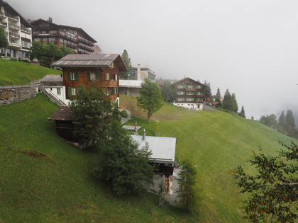 ミューレン (Murren) から ラウターブルンネン (Lauterbrunnen) の体験記と写真:画像34