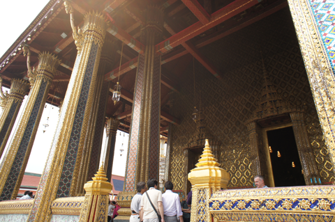 ワット・シーラッタナーサーサダーラーム (エメラルド寺院) と王宮の体験記と写真:画像16