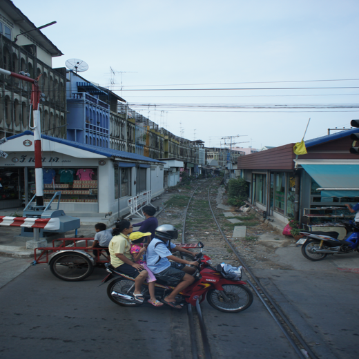 メークロン駅とメークロン市場の体験記と写真:画像3